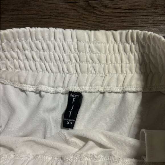 small white boxer shorts - Picture 2 of 2